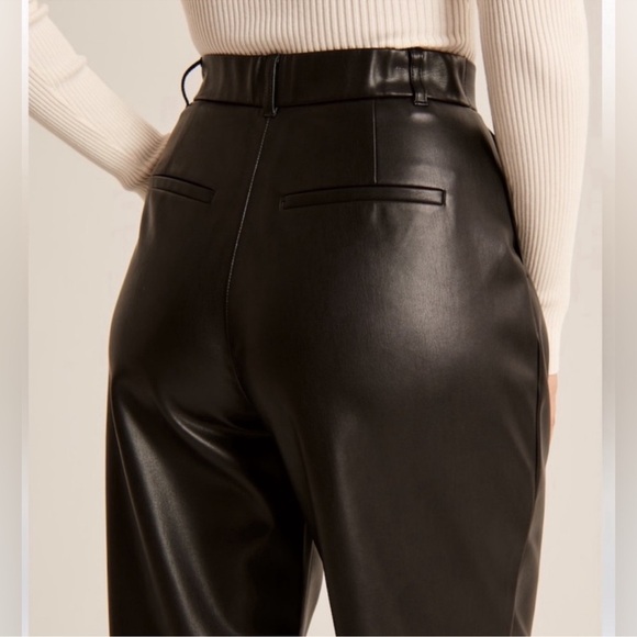 ABERCROMBIE AND FITCH VEGAN LEATHER CURVE LOVE TAILORED WIDE LEG PANT XS - Picture 4 of 10
